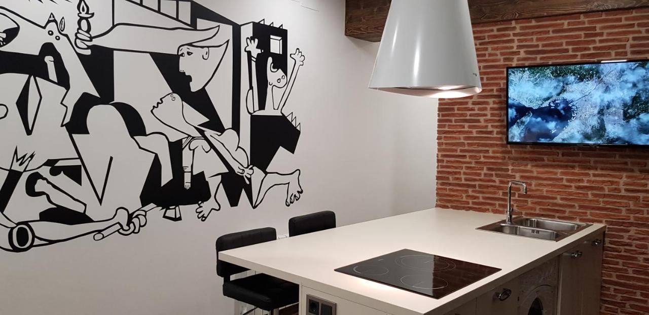 Picasso Callao Wifi Free - Temporada Rental Workers & Stud Madrid Exterior photo