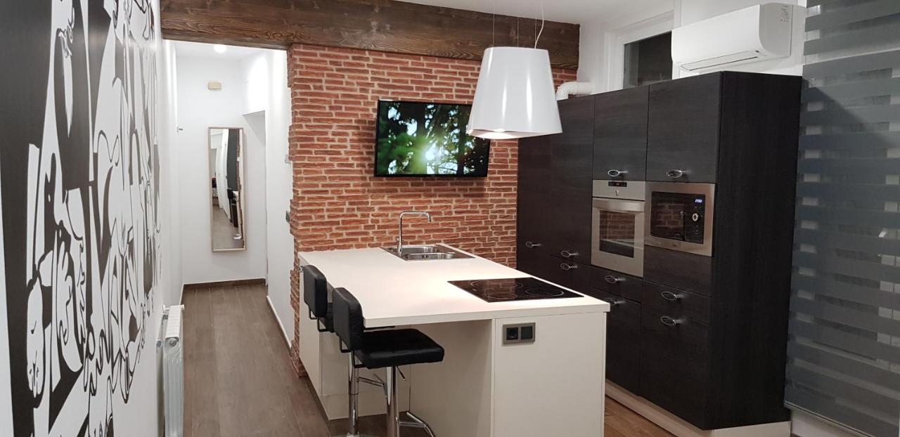 Picasso Callao Wifi Free - Temporada Rental Workers & Stud Madrid Exterior photo